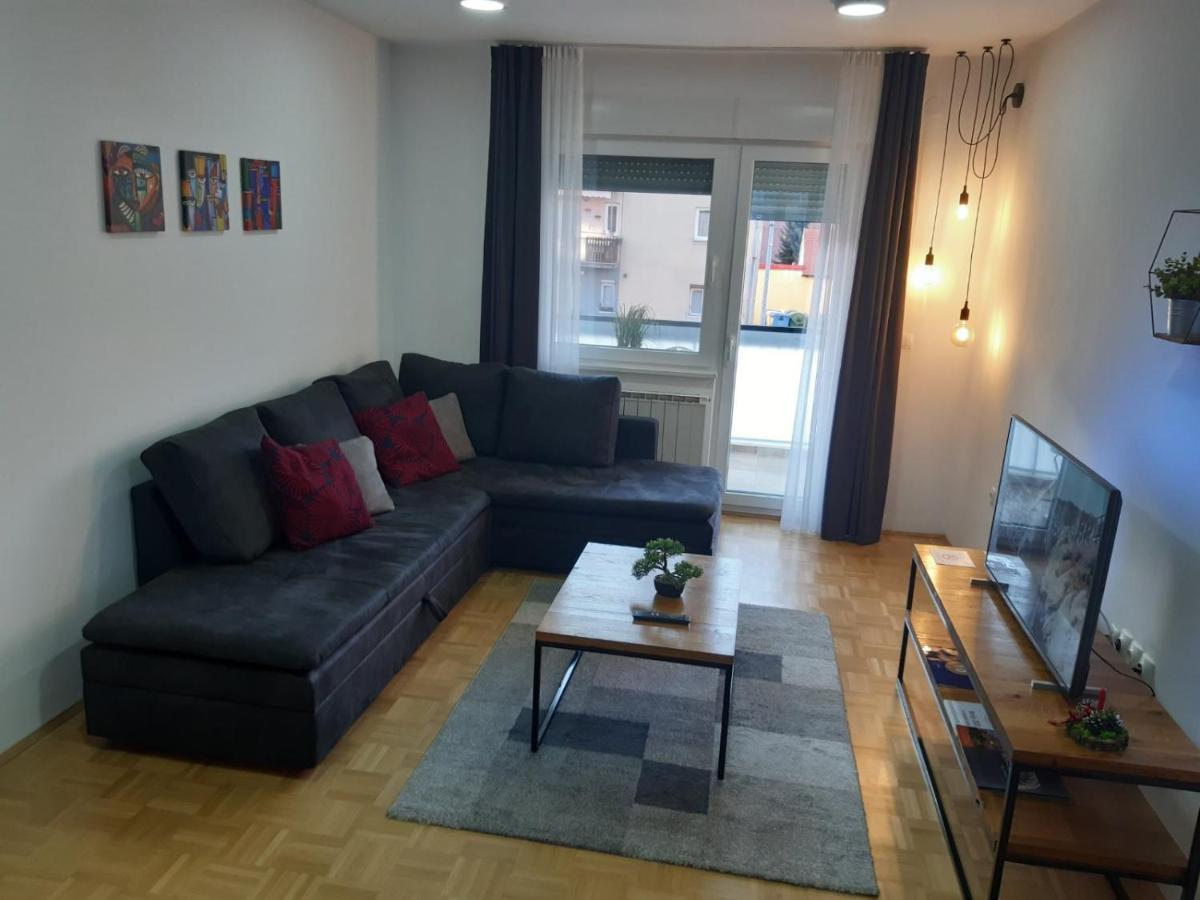 For5 Appartement Ðakovo Buitenkant foto