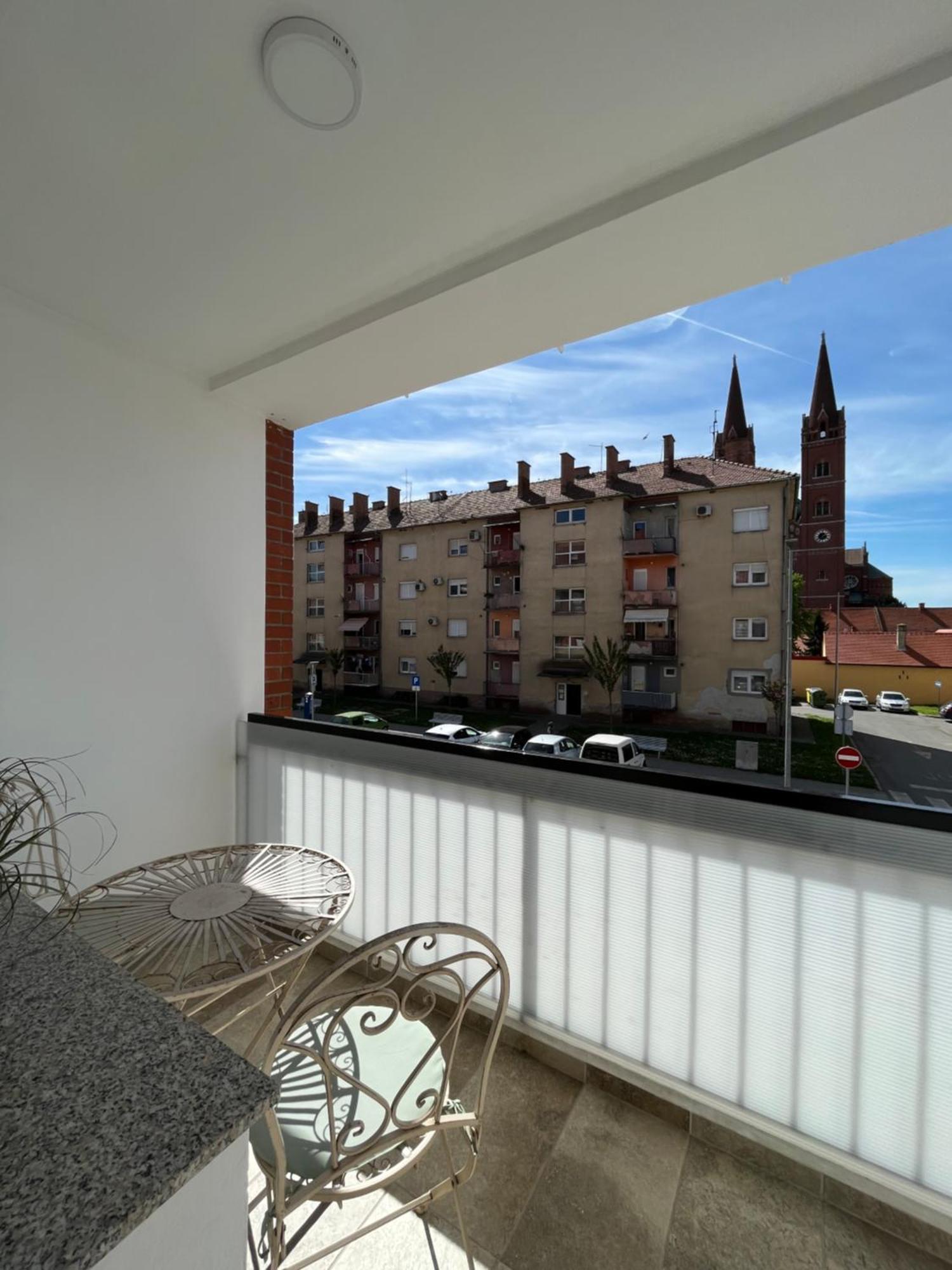 For5 Appartement Ðakovo Buitenkant foto
